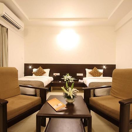 Prakruti Resort Vadodara Luaran gambar
