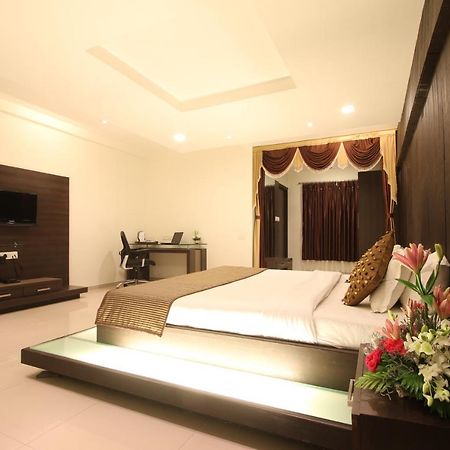 Prakruti Resort Vadodara Luaran gambar