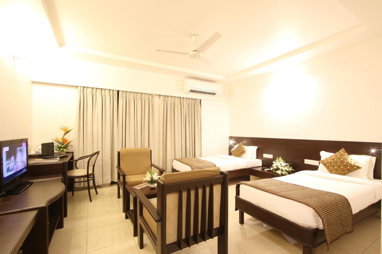 Prakruti Resort Vadodara Luaran gambar