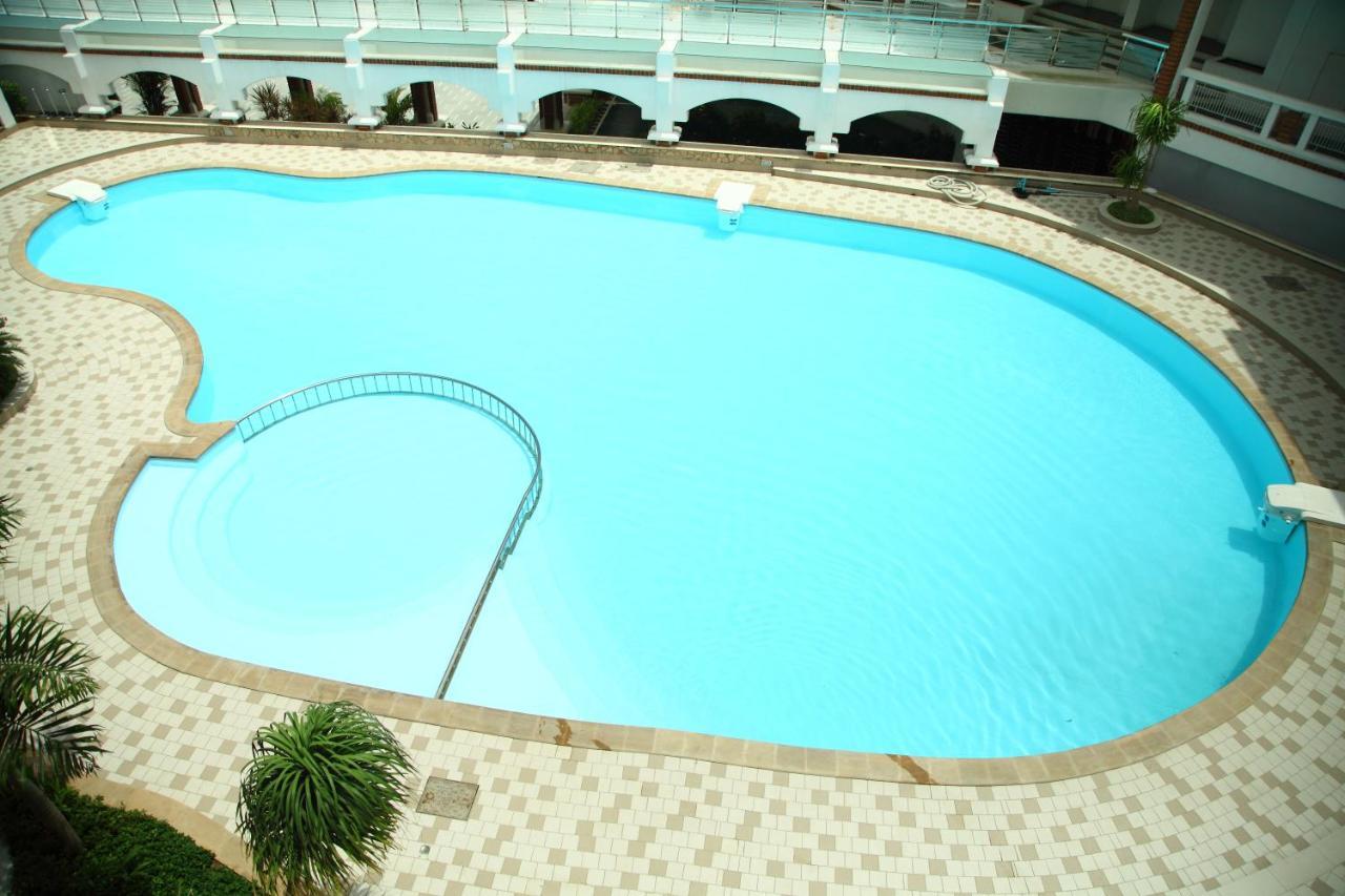 Prakruti Resort Vadodara Luaran gambar