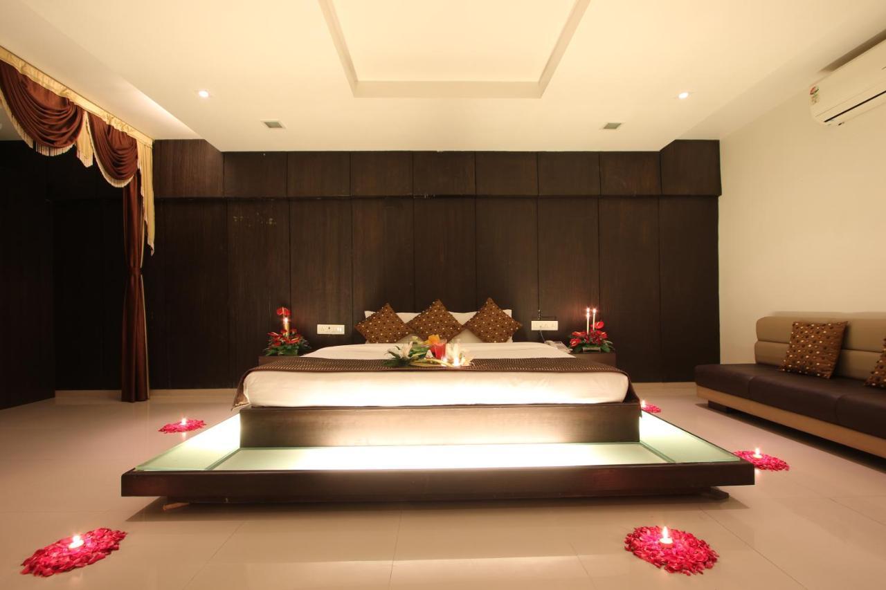 Prakruti Resort Vadodara Luaran gambar